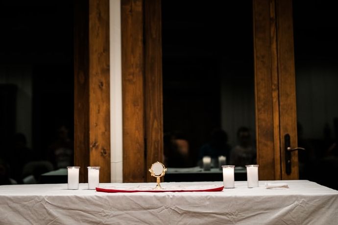 Anbetung (Foto: Unsplash)